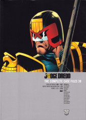 Judge Dredd : The Complete Case Files (2005) -INT39- 2000AD Progs 1388-1407 Judge Dredd Megazine 214-223 Year: 2126